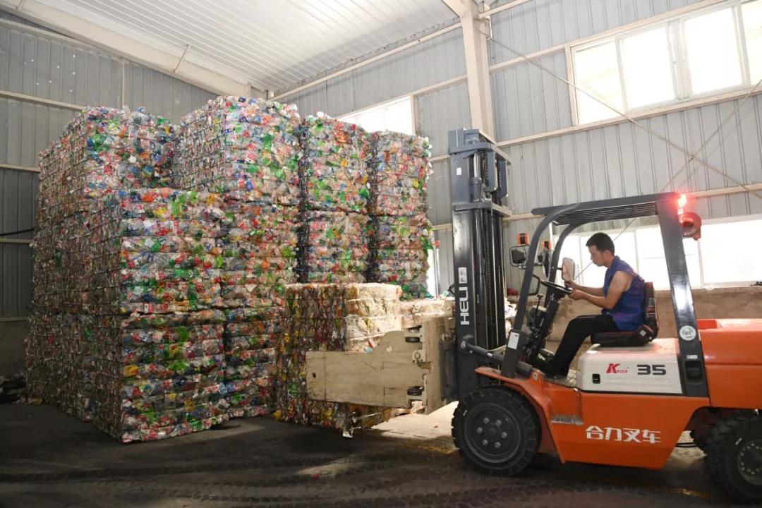 全省最大生活垃圾分拣中心建成投用，废旧塑料回收加工迎来新篇章